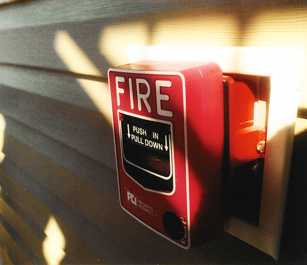 Estación Manual de Alarma para Detección de incendios